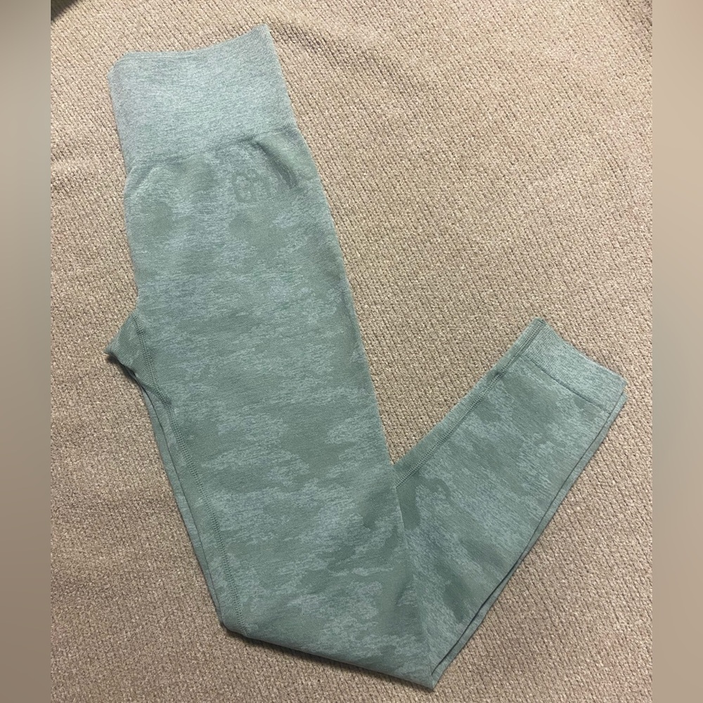 Gymshark camo. Size SMALL